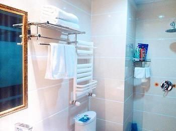 Fu Yuan Business Hotel- Luanchuan Kucseng Kültér fotó