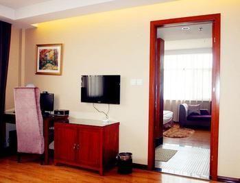 Fu Yuan Business Hotel- Luanchuan Kucseng Kültér fotó